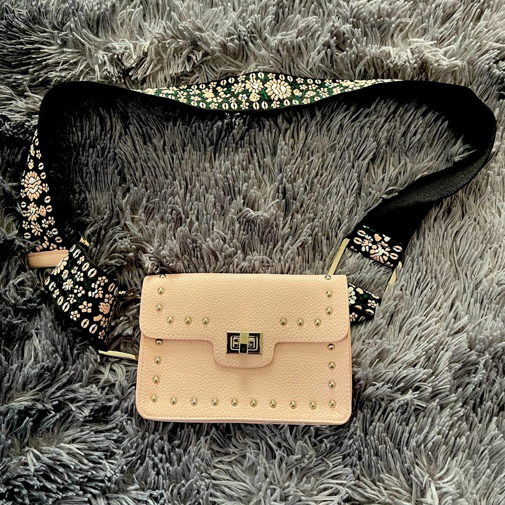 Used Fanny pack/ belt bag